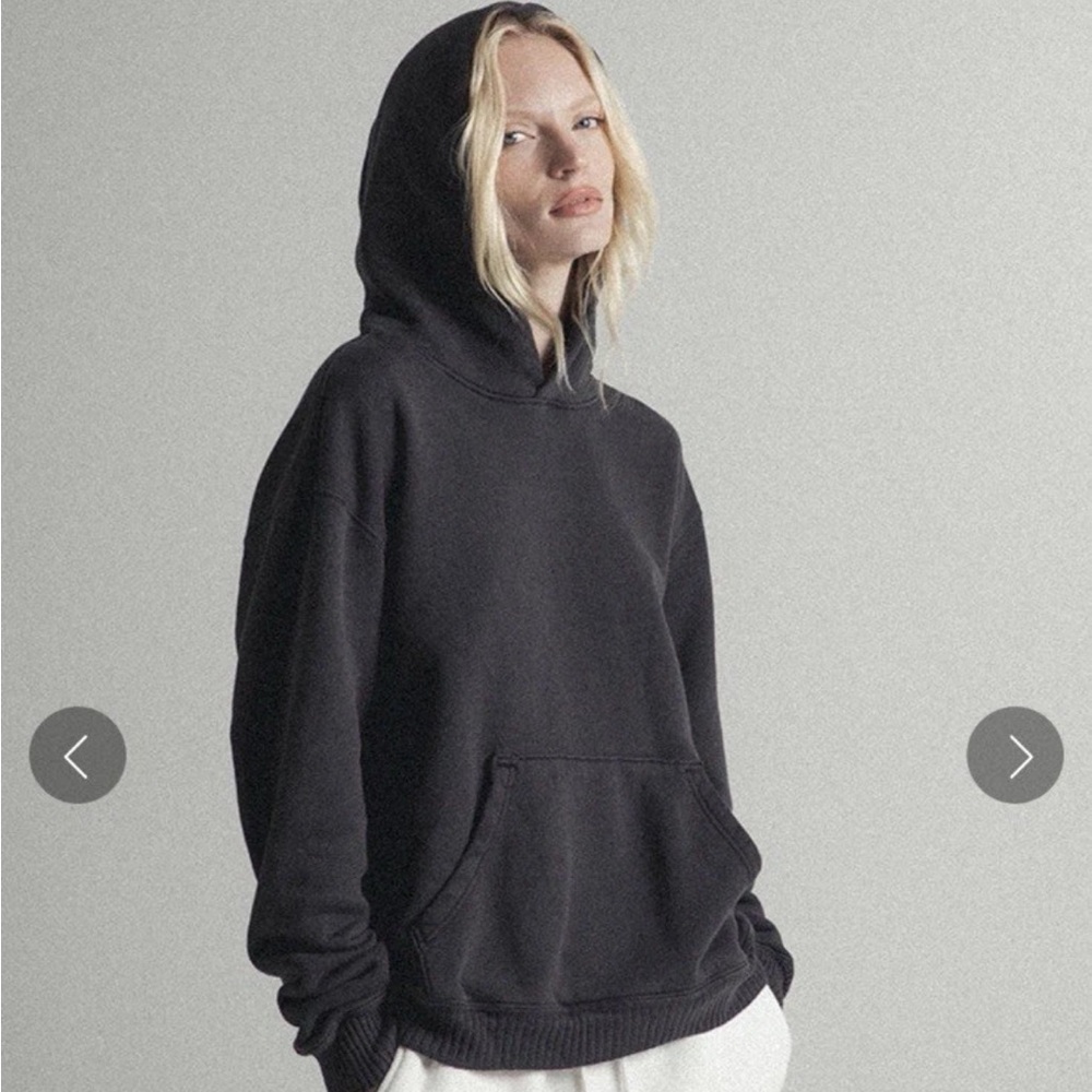 Elwood Core Hoodie Vintage Black NWT